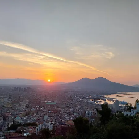 L'Atelier Vedi Napoli ai tuoi piedi-3